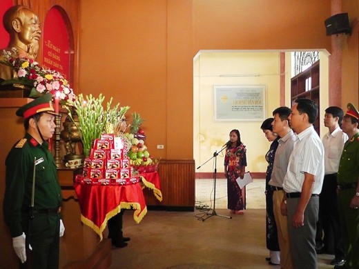 Везде проходят мероприятия, посвященные большому празднику Вьетнама - ảnh 1